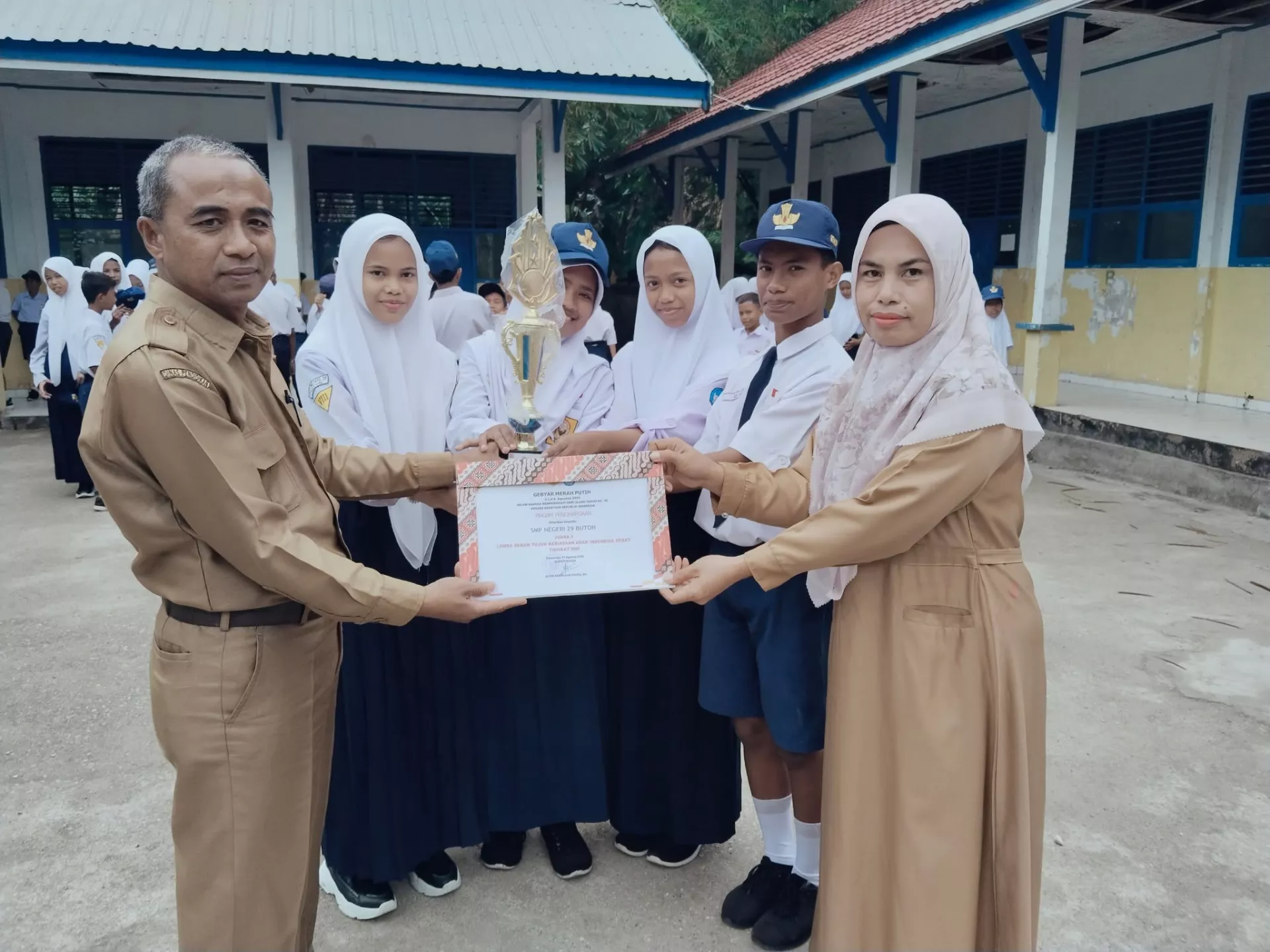 Lomba Senam 7 Kebiasaan Anak Indonesia Hebat