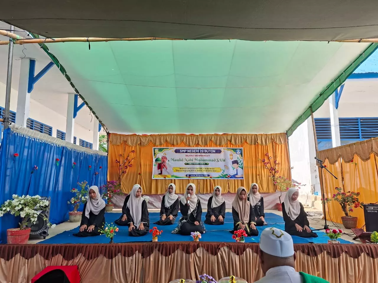 Peringatan Maulid Nabi Muhammad SAW di SMP Negeri 29 Buton Berlangsung Khidmat dan Meriah