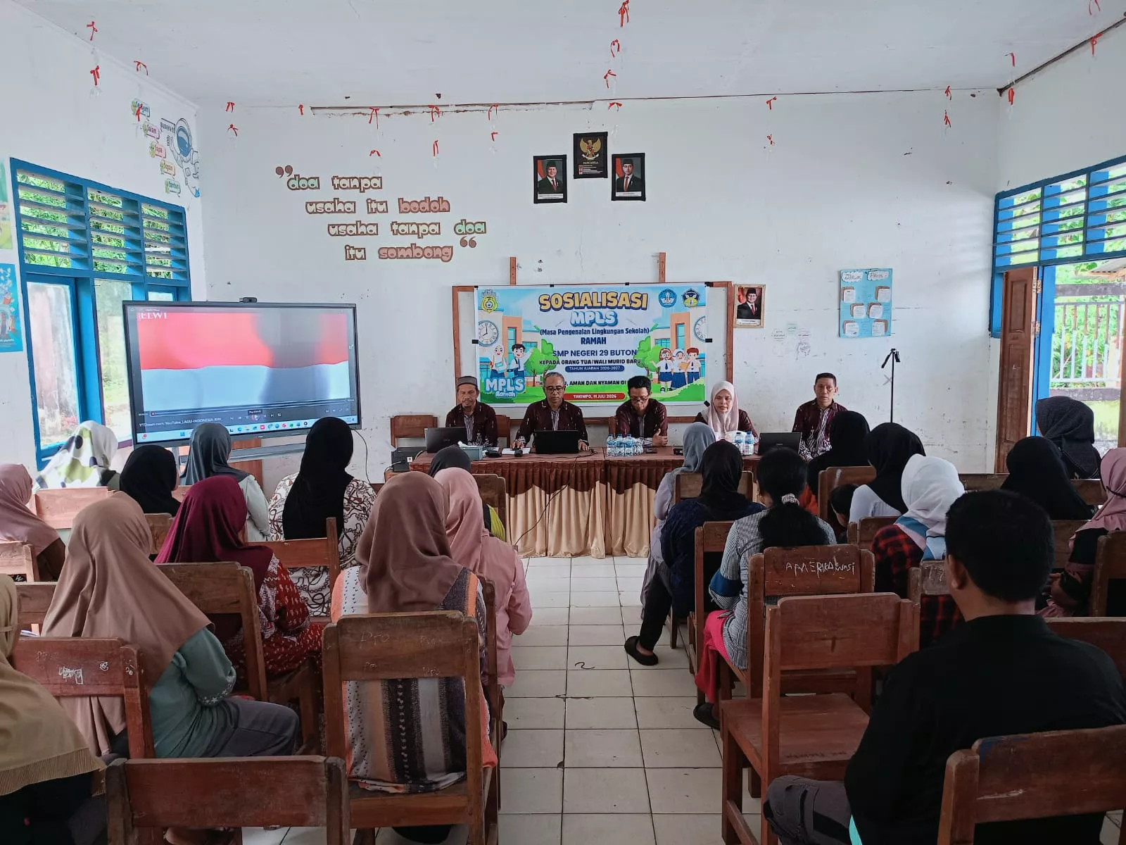 Sosialisasi MPLS kepada Orang Tua Murid