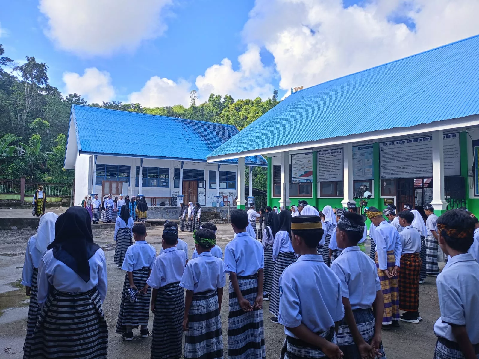 Upacara Hari Pendidikan Nasional